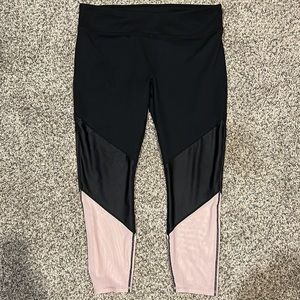 Fabletics Powerhold Capri Pants